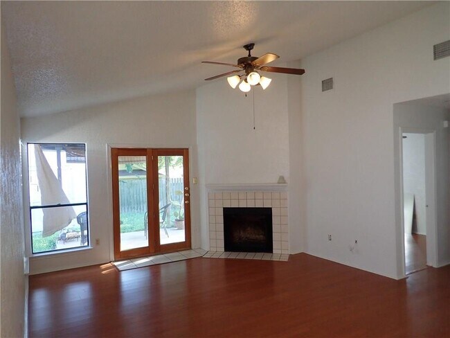 Building Photo - 1305 Blakeney Lane, Austin, TX 78753 - 3 B...