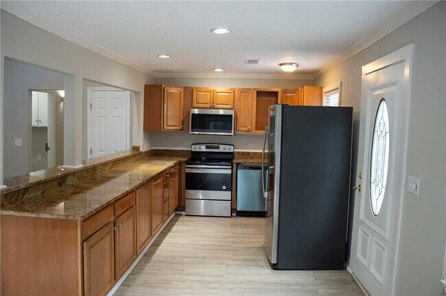 Foto del edificio - 9032 Tarnwood Cir