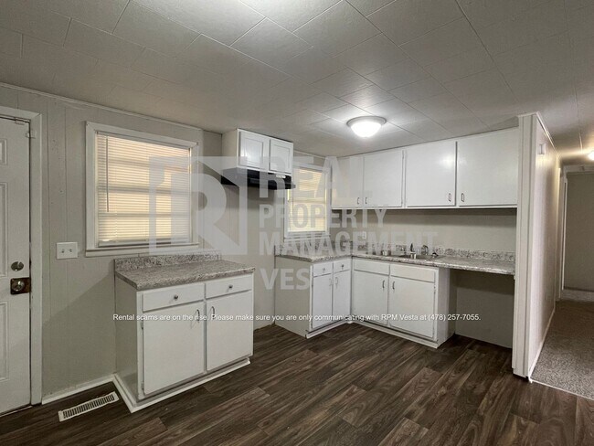 Building Photo - 3436 Doster Way