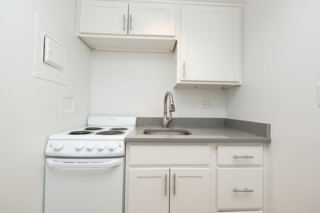 Interior Photo - Beverly Alder Apartments