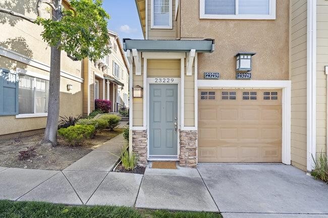 Building Photo - 23229 Canyon Terrace Dr