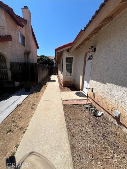 Building Photo - 13177 Tonikan Dr