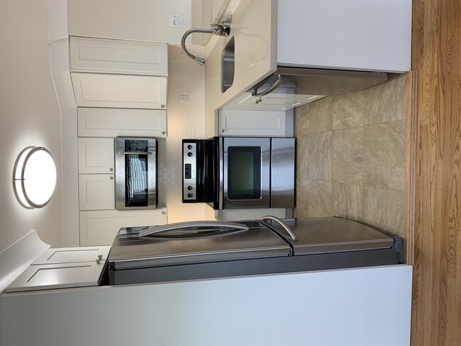 Building Photo - 55 Roque Moraes Dr