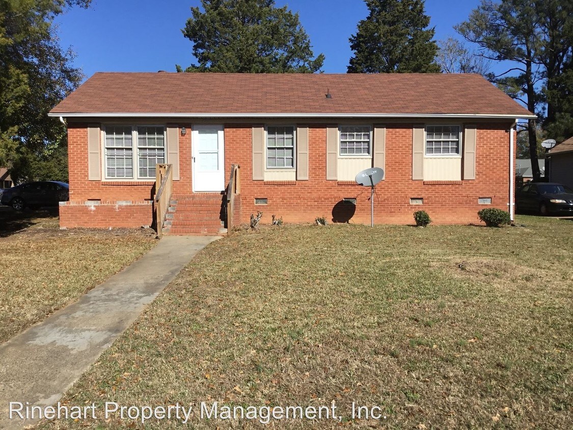 4 br, 1.5 bath House 1107 Glenarden Drive House Rental in Rock Hill