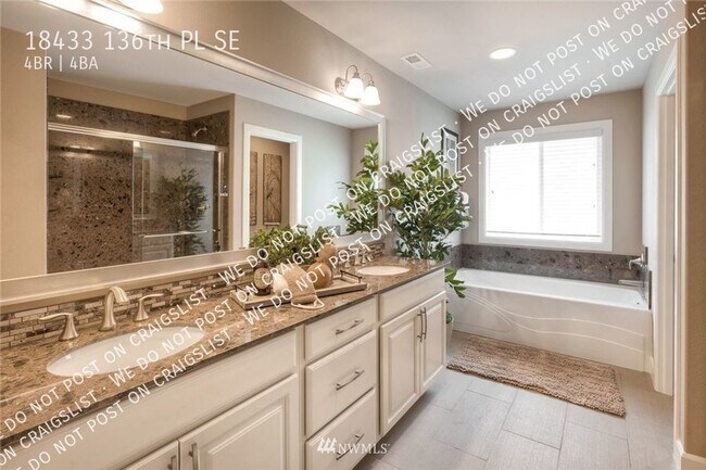 Foto del edificio - Beautiful Renton 4 Bed 3.5 Bath Home!