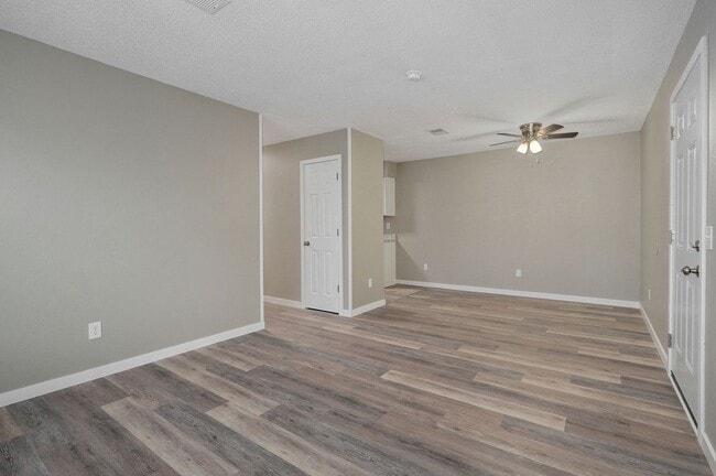 Building Photo - 1 Bed 1 Bath Apartment for rent!