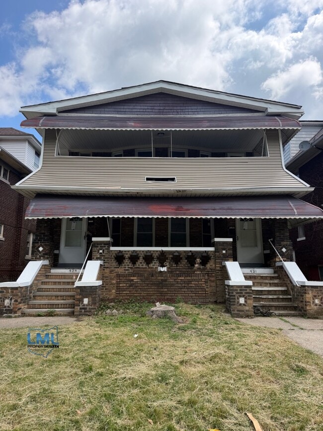 Building Photo - 929 Thornhill Dr