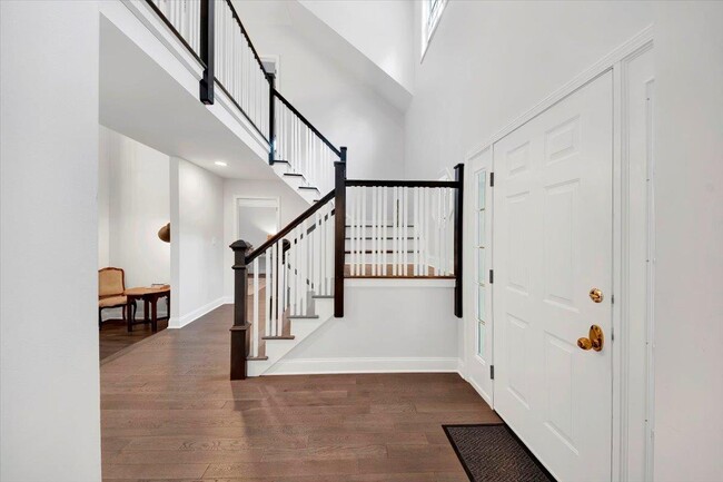 Building Photo - 47 Bell Hollow Ln