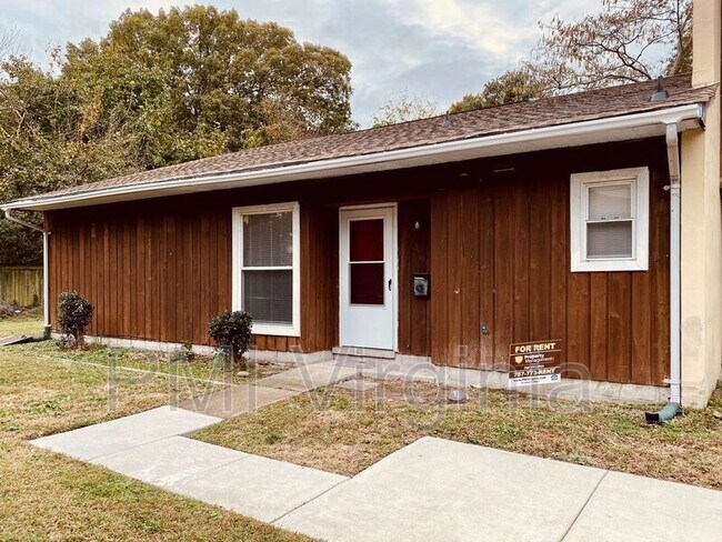 Building Photo - 1399 E Tanners Creek Dr