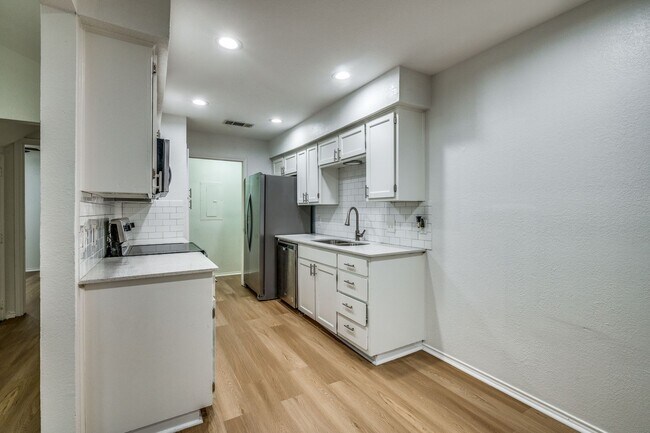 Foto del edificio - 117 Peachtree Ct