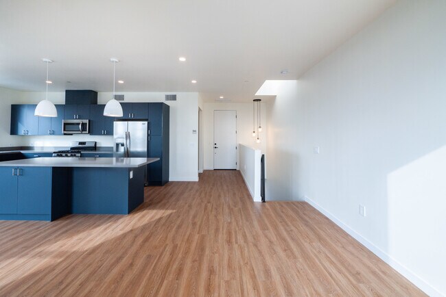Foto del edificio - 747 Lillian Way