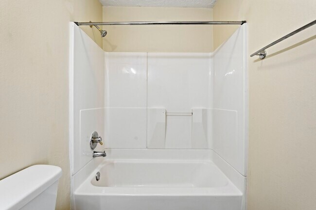 Foto del edificio - 16235 Cutten Rd