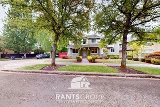 Building Photo - 1515 Vineyard Ave SE