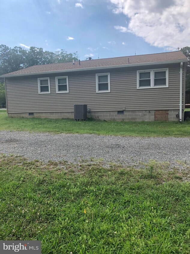 Primary Photo - 26310 Loveville Rd