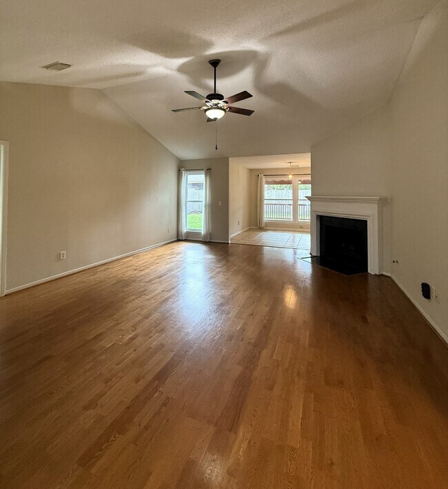Building Photo - 5730 Forest Timbers Dr