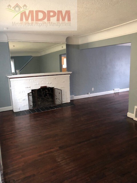 Foto del edificio - 18250 Prairie St