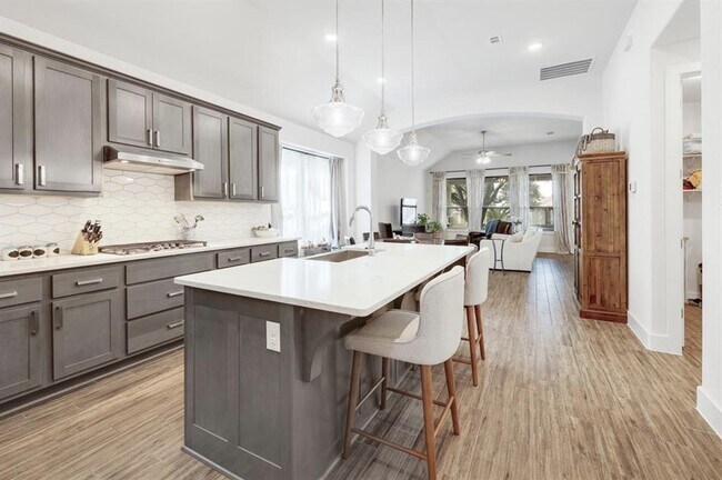Building Photo - 652 Pecan Bottom Trail