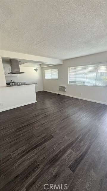 Building Photo - 601 Wisconsin St