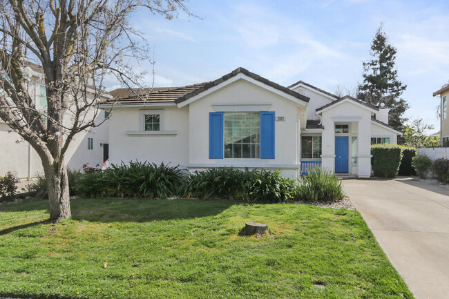 Building Photo - 2824 Atterbury Way