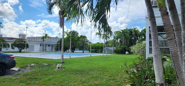 Foto del edificio - 1400 NW 43 Terrace