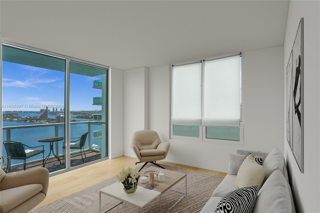 Foto principal - 1900 N Bayshore Dr