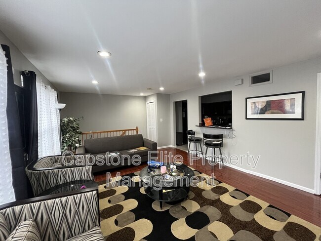 Foto del edificio - 67 Vaughan Dr