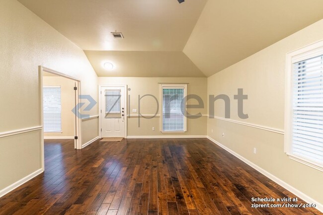 Foto del edificio - 14830 Bescott Dr