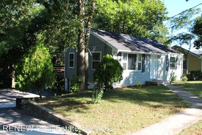 Foto del edificio - 2 br, 1 bath House - 705 Braidwood Drive