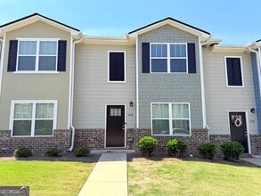 Building Photo - 306 Ashigan St