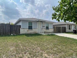 Building Photo - 207 Carranza St