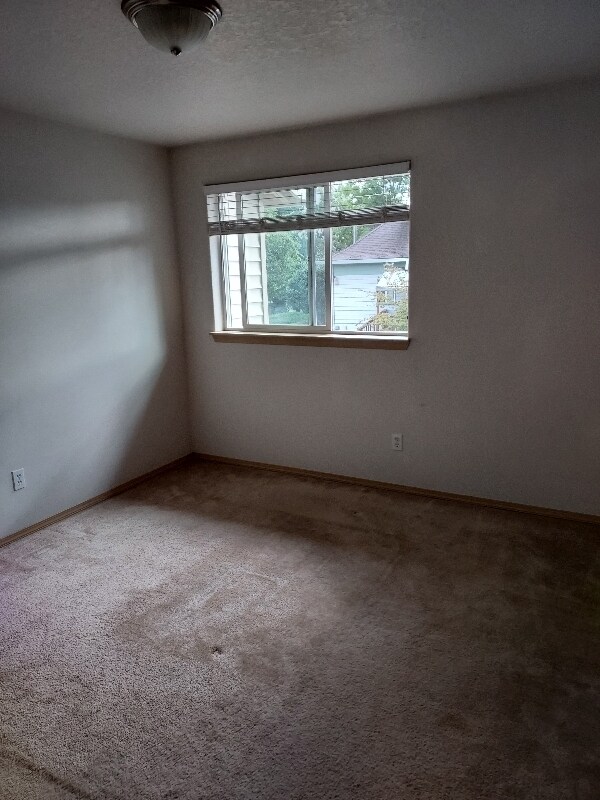 Foto del edificio - 426 Wynooski St