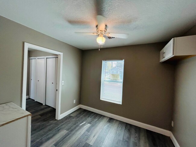 Foto del edificio - 1402 Powhattan St