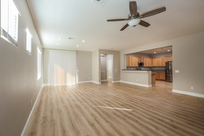 Building Photo - 7241 Fairwind Acres Pl