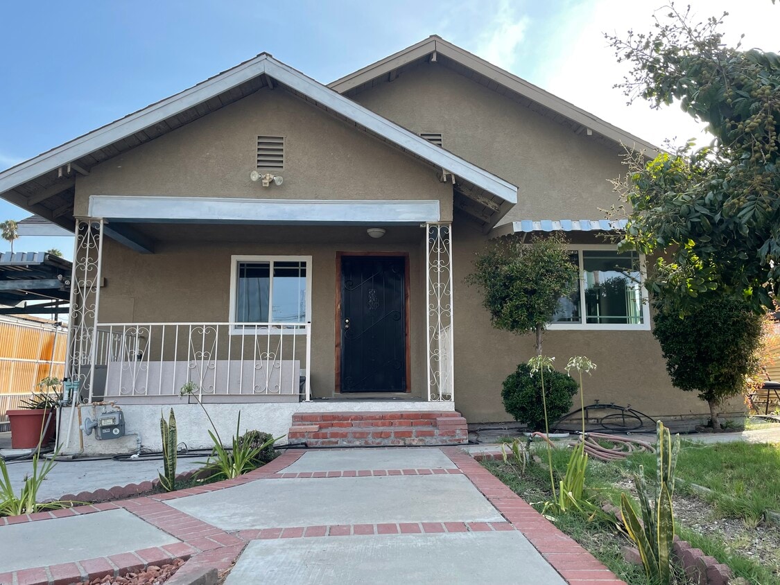 Foto principal - 3831 Drysdale Ave