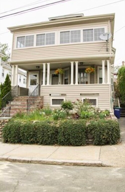 Primary Photo - 101 Woods Ave