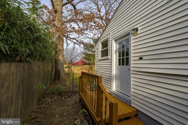 Foto del edificio - 10022 Brunett Ave