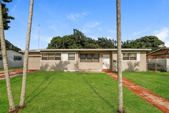 Building Photo - 275 NW 194th Terrace