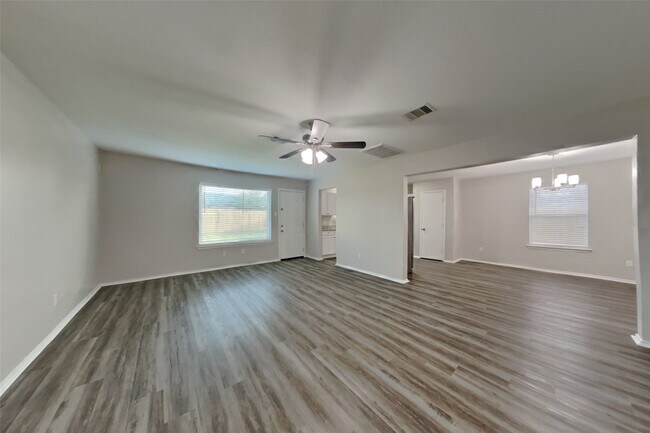 Foto del edificio - 4102 Sand Ripple Ln