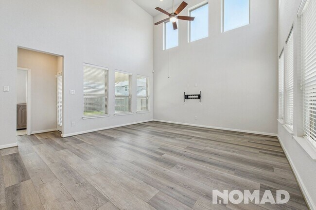 Foto del edificio - Stunning 4BR House in Cypress