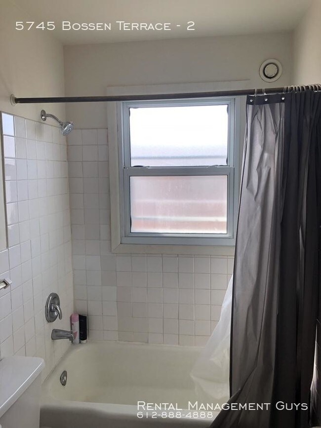 Building Photo - 1 bedroom in Minneapolis MN 55417