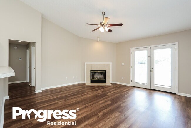 Building Photo - 2479 Coachman Lakes Dr
