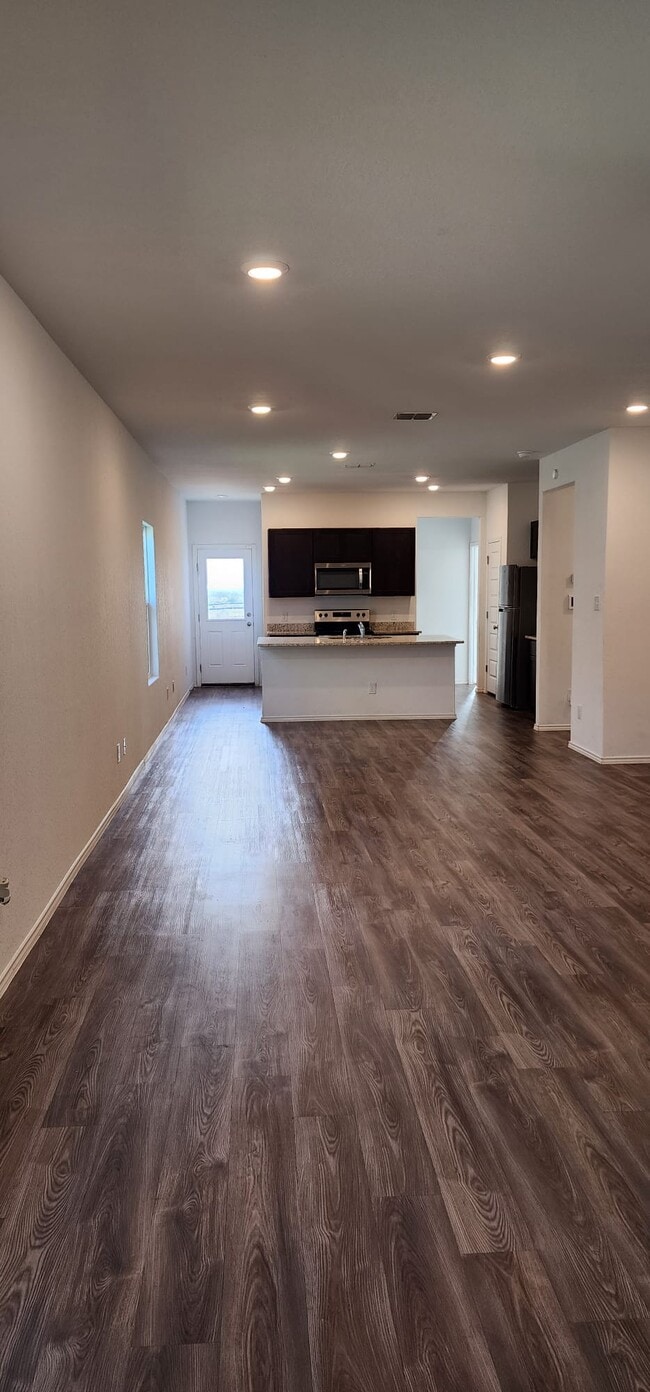 Foto del edificio - 4150 Admirals Bnd