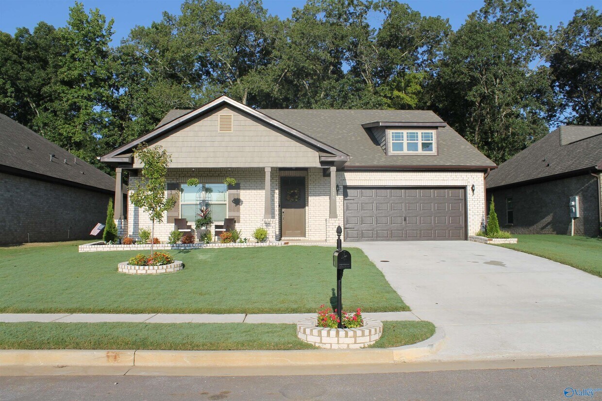 116 Nevin Cir, Huntsville, AL 35806 House Rental in Huntsville, AL