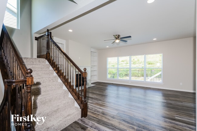 Building Photo - 476 Timber Valley Trail