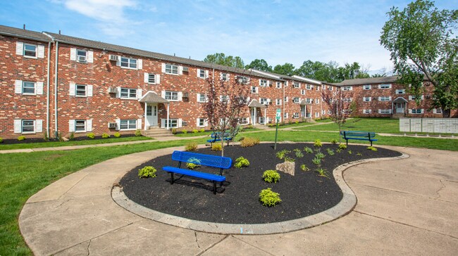 Interior Photo - Cedar Court apartments
