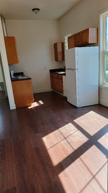 Building Photo - 914 Sacramento St