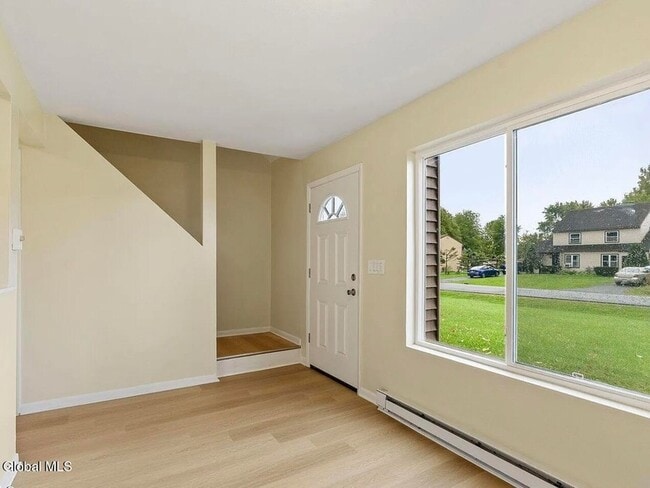 Building Photo - 19 Harvest Way