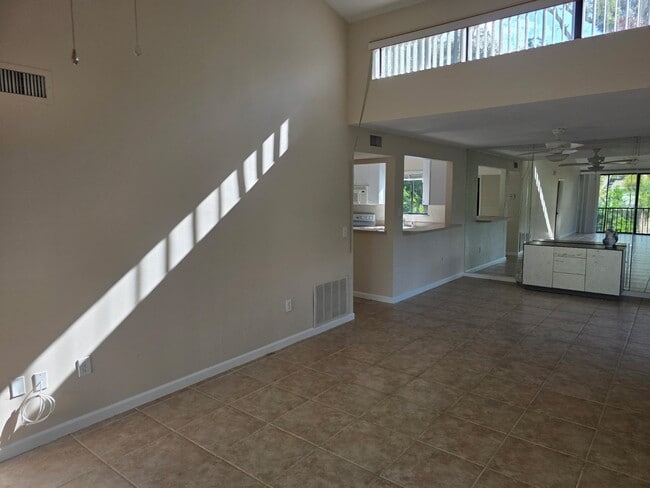 Building Photo - 1508 Pelican Cove Rd