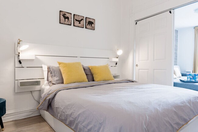 Photo du bâtiment - 4631 Rue Ontario E