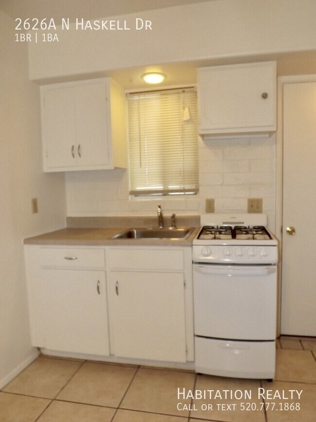 Foto del edificio - 2626 N Haskell Dr